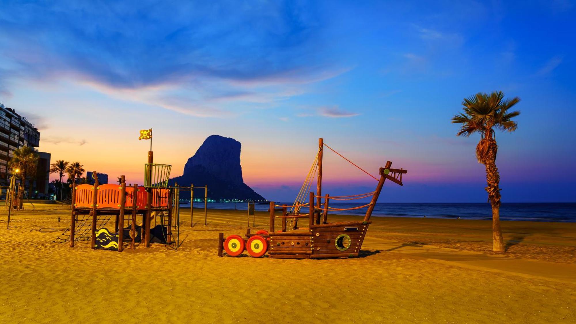 Casa Sunrise - Costa Blanca House With Rooftop, Swimming Pools And Panoramic Sea And Calpe Views Exterior photo
